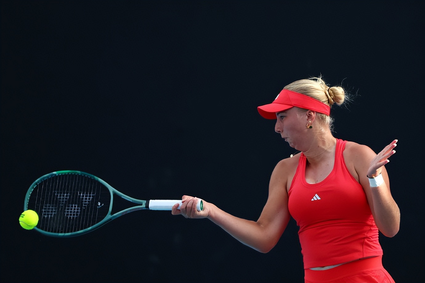 关于澳大利亚选手誓死拼搏,争取运动荣誉的信息 关于澳大利亚选手誓死拼搏,争取运动荣誉的信息