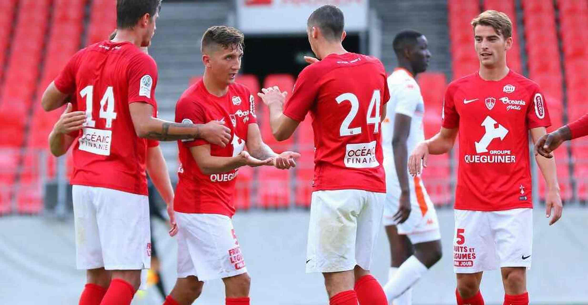 雷火电竞亚洲先驱-瓦朗谢纳队在比赛中实现逆转