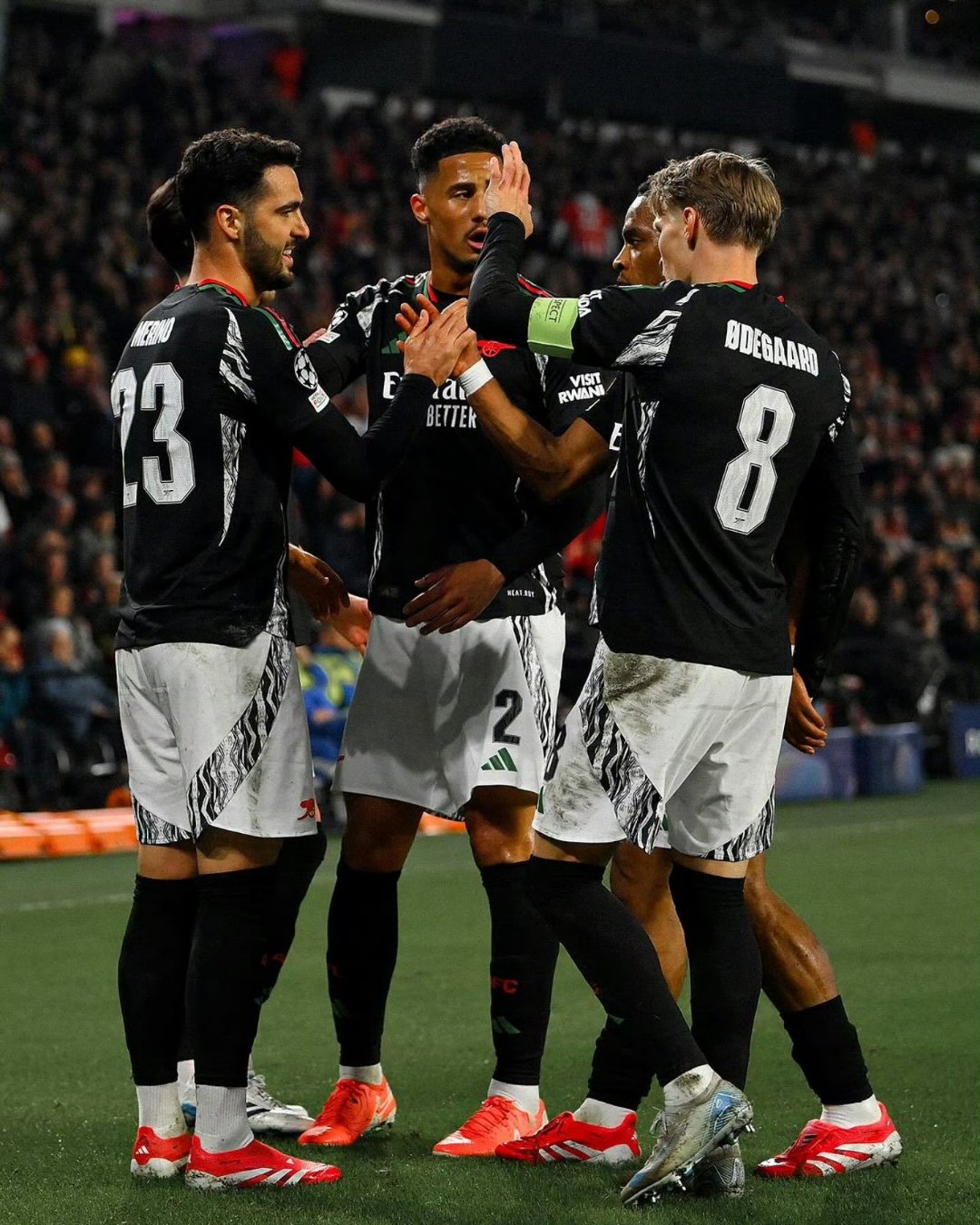 阿森纳遭遇两连败,欧战前景堪忧的简单介绍 阿森纳遭遇两连败,欧战前景堪忧的简单介绍