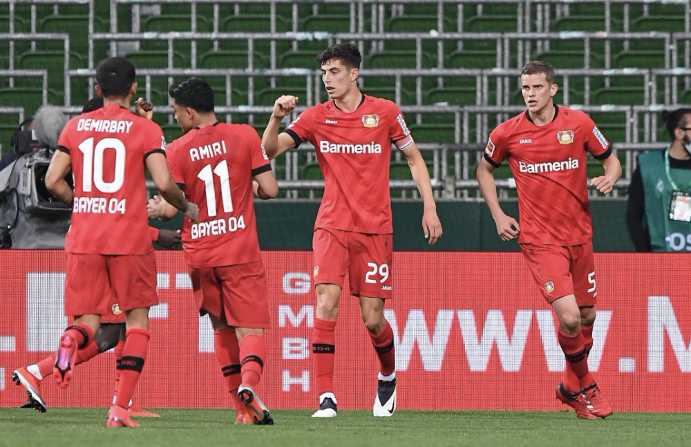 关于多特蒙德力克HLE,加维一己之力扛起全队强强对话全球总决赛,点燃全场激情的信息 关于多特蒙德力克HLE,加维一己之力扛起全队强强对话全球总决赛,点燃全场激情的信息