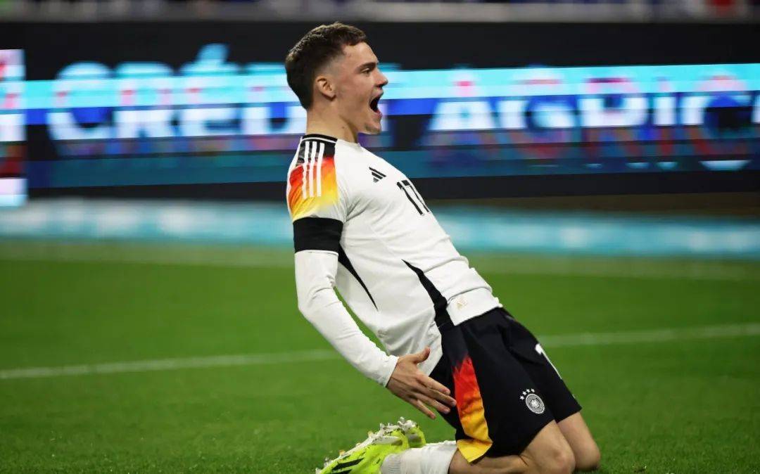 欧洲杯球员突破自我,表现堪称完美的简单介绍 欧洲杯球员突破自我,表现堪称完美的简单介绍