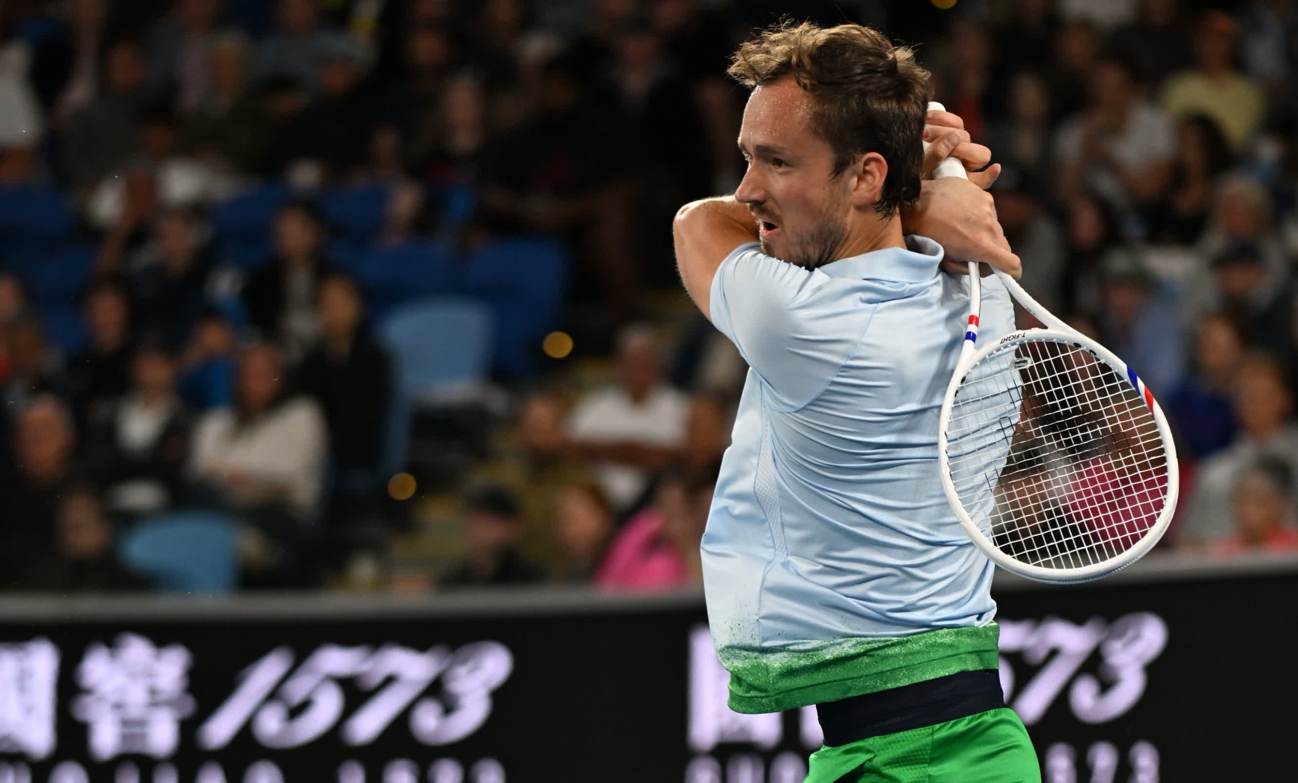 包含拉沃尔杯绝杀戴维斯杯，梅德韦杰夫带队取胜的词条