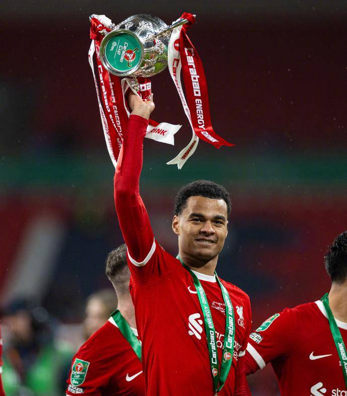 利物浦胜出大比分,领先优势无人能及 利物浦胜出大比分,领先优势无人能及