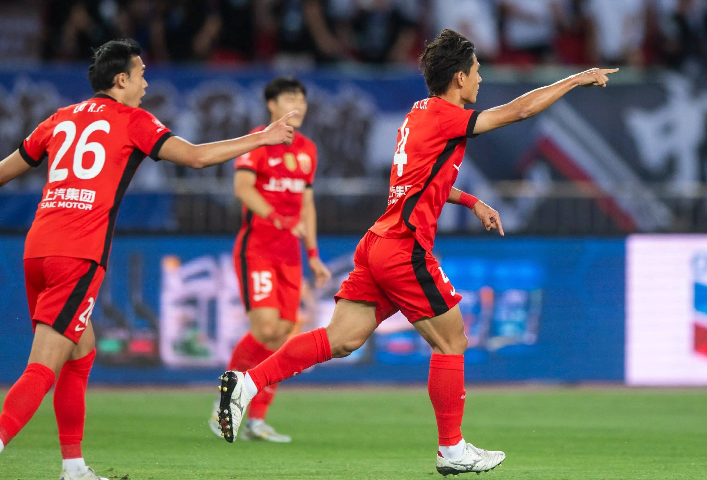 雷火电竞-澳大利亚球队表现出色！亚冠赛场精彩纷呈