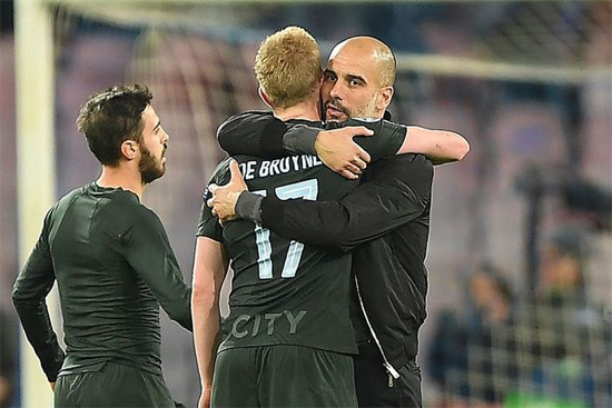 巴黎碾压曼联，门迪带队取胜