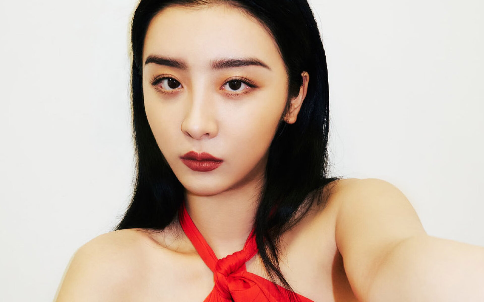 雷火电竞亚洲先驱-末节巨浪席卷！活塞逆转深圳，塔图姆封神之夜闪耀全场