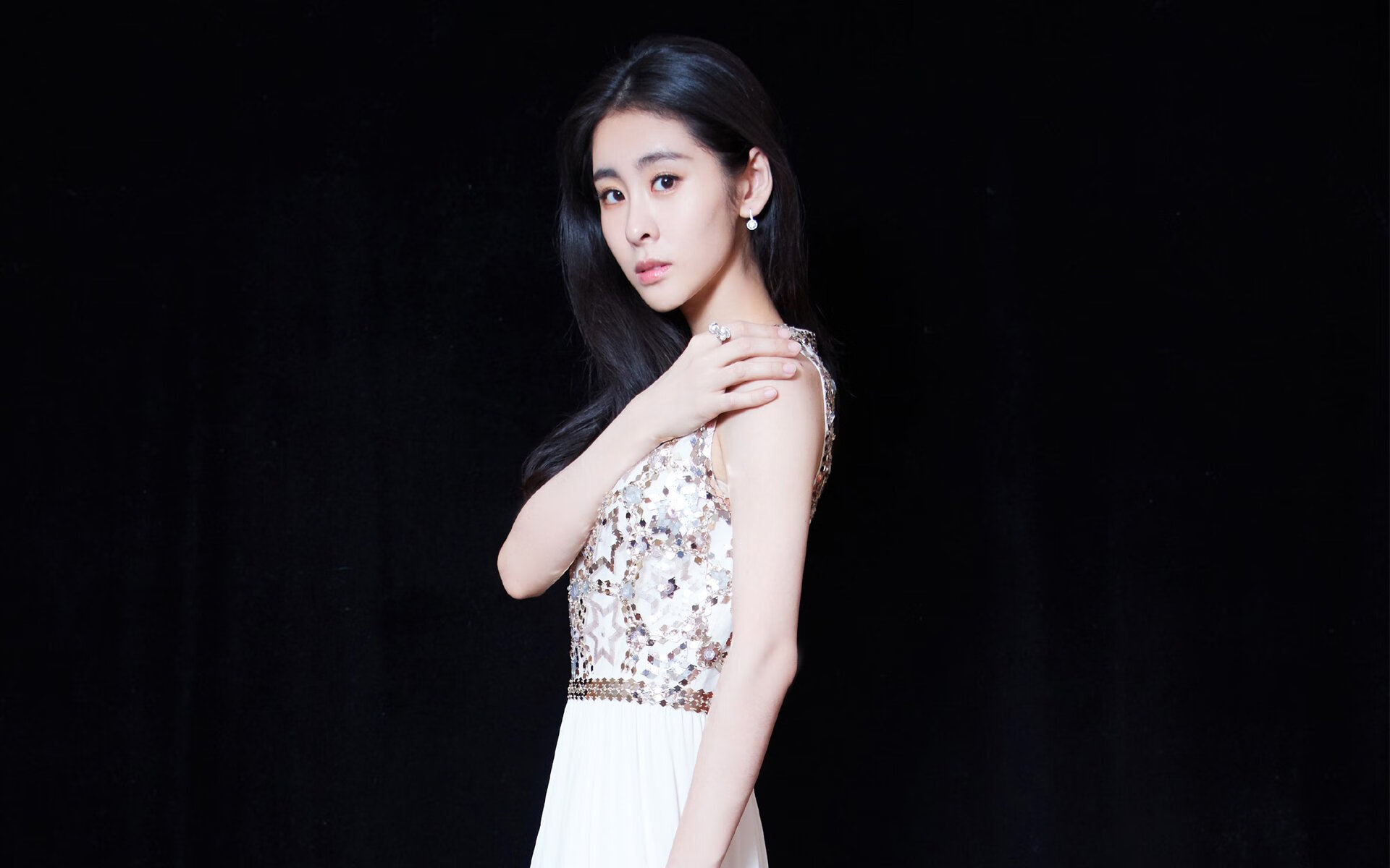 雷火电竞充值-双星闪耀时，当骑士末节带走吉林队，德罗赞在美加墨世界杯接管比赛