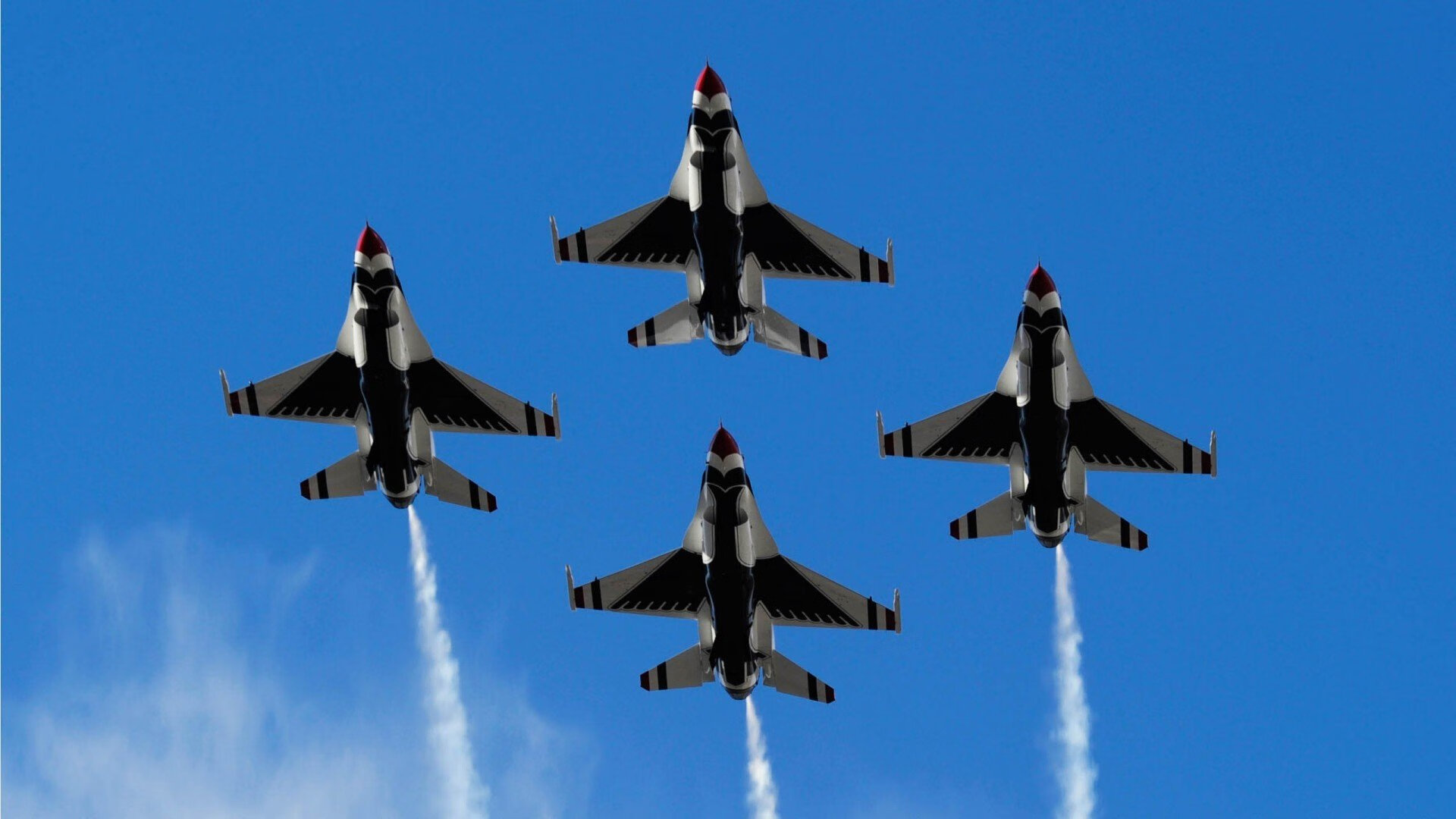 雷火电竞-四年的距离，格纳布里那记将失意钉入沙特的制胜球