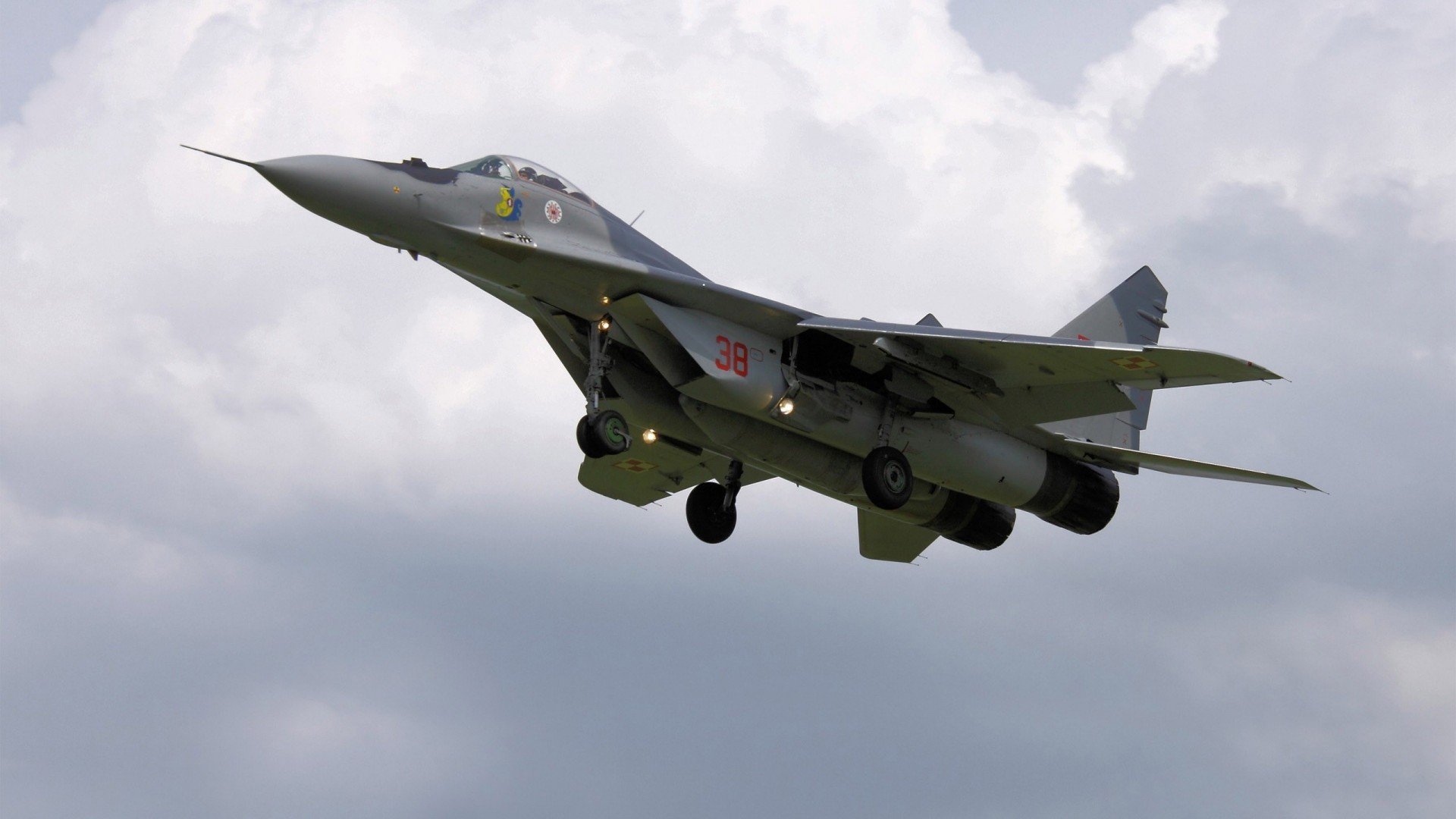 雷火电竞入驻-唯一性的注解，当C罗化身关键战唯一解，瑞典见证不朽传奇