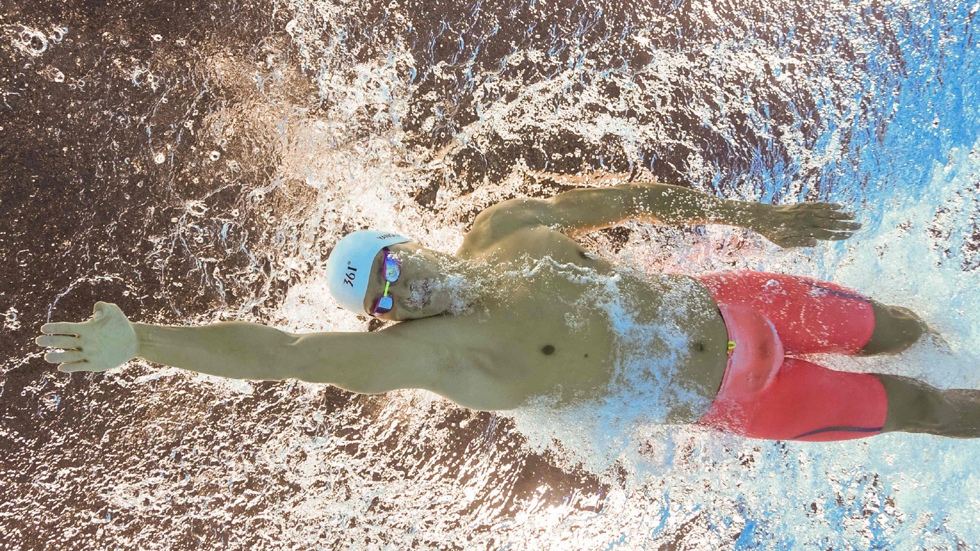 雷火电竞官网-苍穹之下，新神与旧王的对决—文班亚马绝境封神